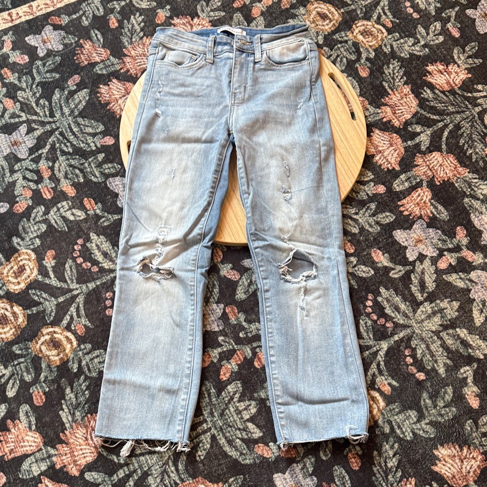 Flying Monkey jeans size 24 distressed